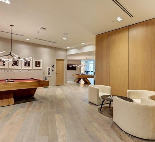 650 NE 32nd St 3106, Miami, FL 33137