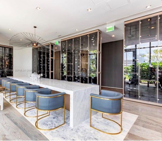 650 NE 32nd St 3106, Miami, FL 33137