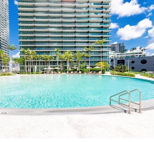 650 NE 32nd St 3106, Miami, FL 33137