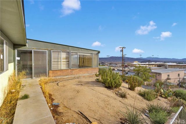 433 Highland Avenue, Barstow, CA 92311
