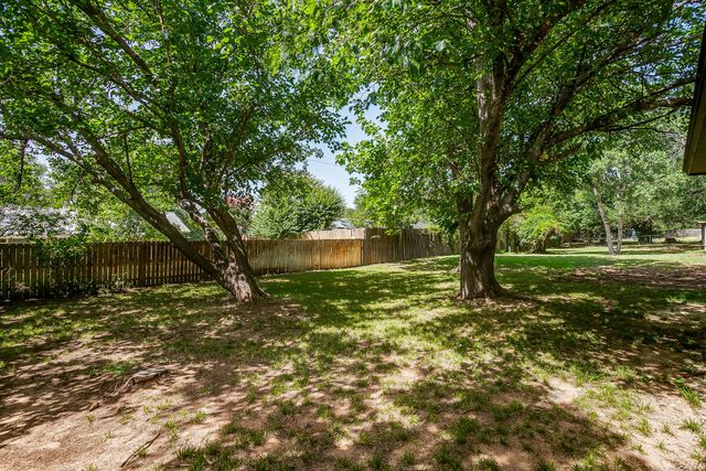 1009 Abbie Lane, Glen Rose, TX 76043