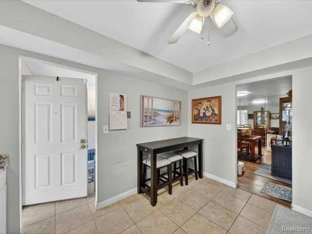 29539 Pine Ridge Circle, Farmington Hills, MI 48331