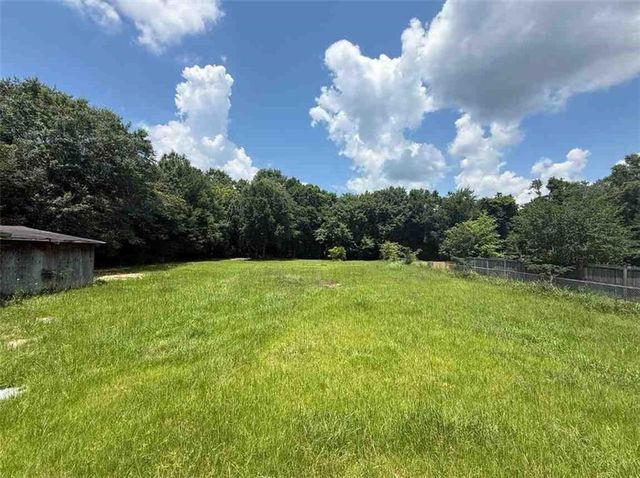 9110 Robley Lane, Semmes, AL 36575