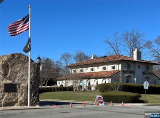 600 Doremus Avenue, Glen Rock, NJ 07452