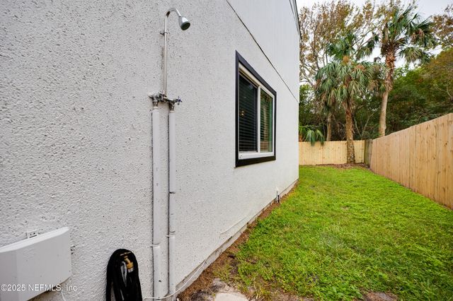 620 6TH Avenue S, Jacksonville Beach, FL 32250