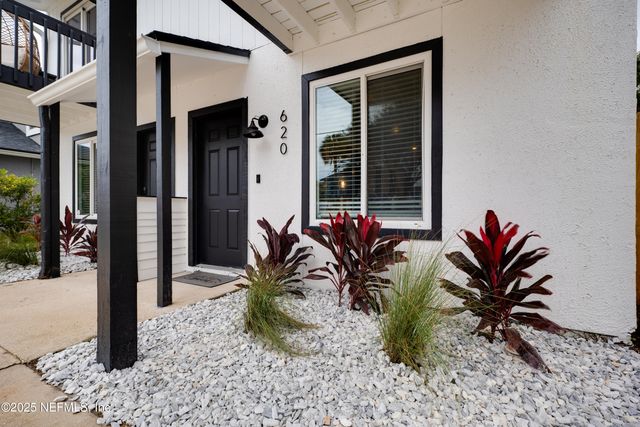 620 6TH Avenue S, Jacksonville Beach, FL 32250