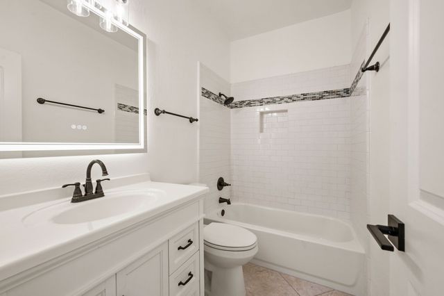 2140 Falcon Ridge Drive, Carrollton, TX 75010