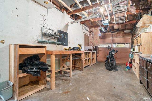 231 Craigmont, San Antonio, TX 78213