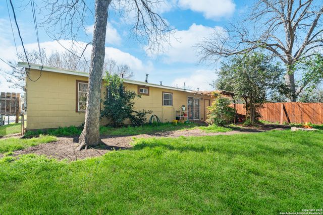 231 Craigmont, San Antonio, TX 78213