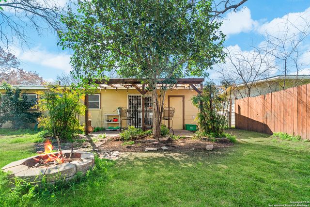 231 Craigmont, San Antonio, TX 78213