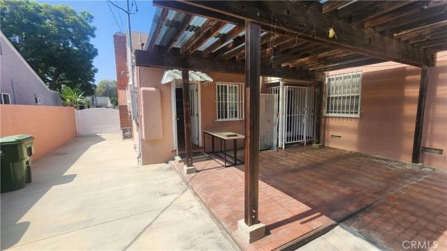 3736 Edgehill, Los Angeles, CA 90018