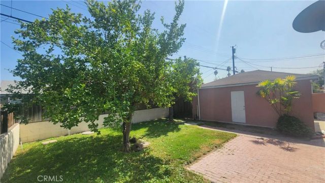 3736 Edgehill, Los Angeles, CA 90018
