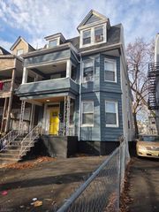 131 N 14Th St, East Orange City, NJ 07017