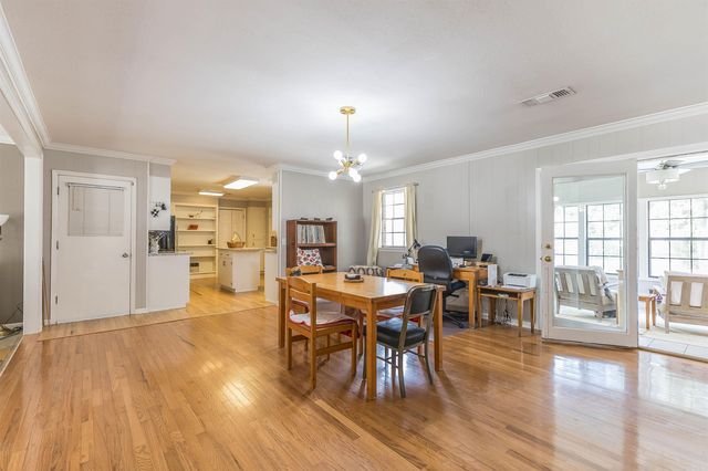 2208 Heron Drive, El Dorado, AR 71730