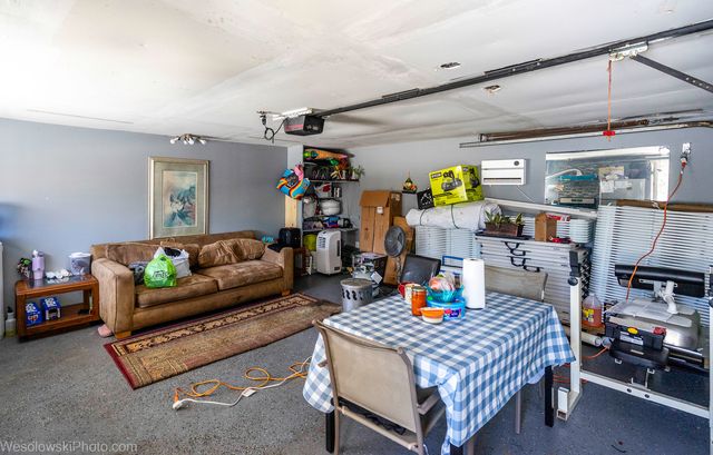 8721 W 169th Street, Orland Park, IL 60462