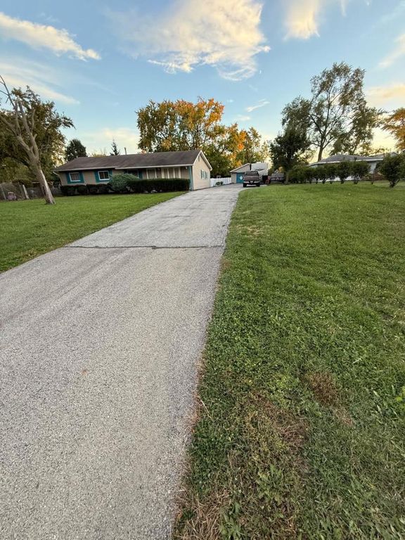 8721 W 169th Street, Orland Park, IL 60462