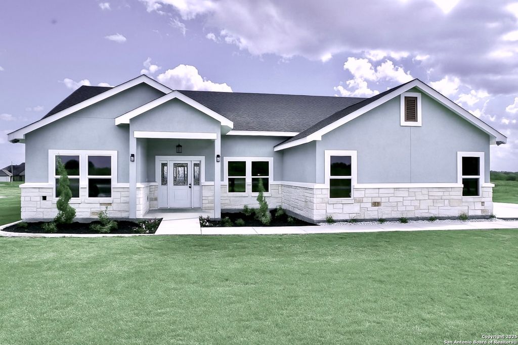 176 hidden ranch, Floresville, TX 78114