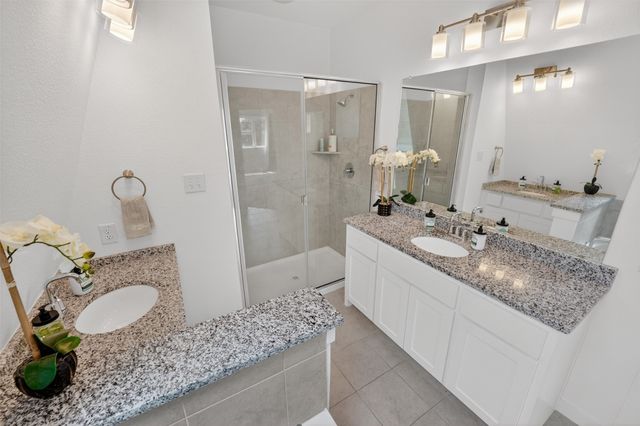 340 Oakbend Drive, Lewisville, TX 75067