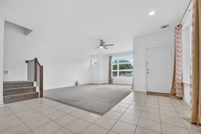 340 Oakbend Drive, Lewisville, TX 75067