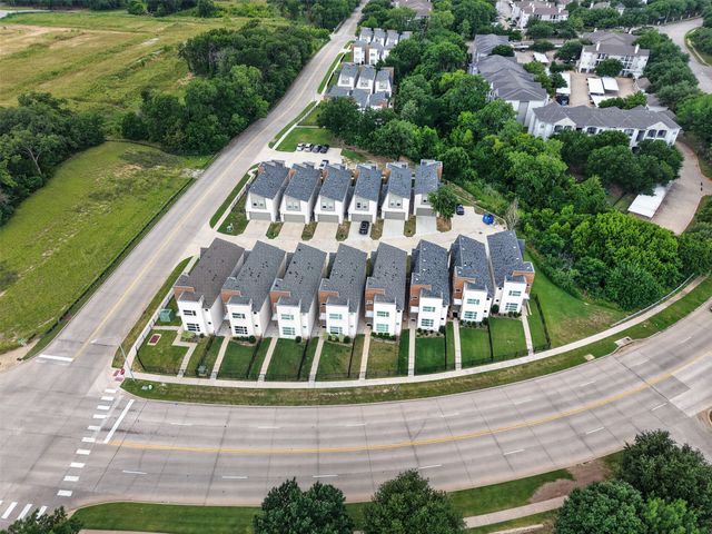 340 Oakbend Drive, Lewisville, TX 75067