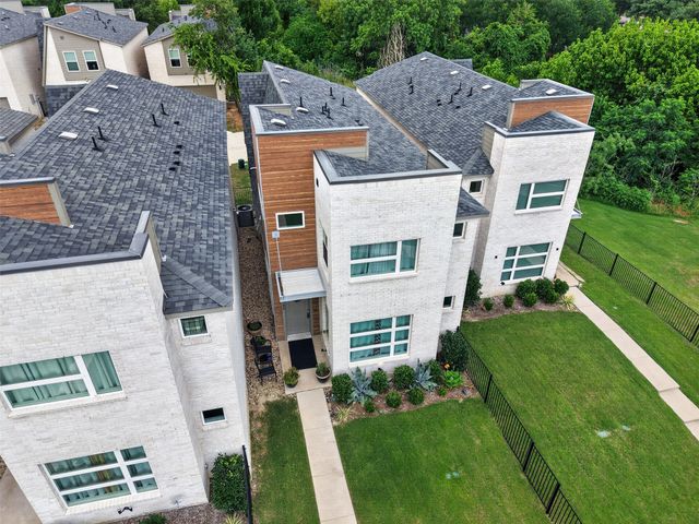 340 Oakbend Drive, Lewisville, TX 75067