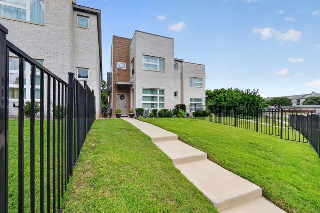 340 Oakbend Drive, Lewisville, TX 75067