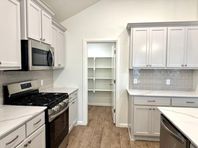 3220 Pagoda Pead Drive, Yukon, OK 73099