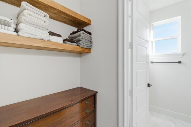 100 Buddy Court, Millsap, TX 76066