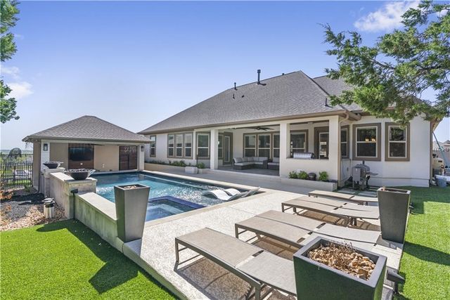 409 Katie DR