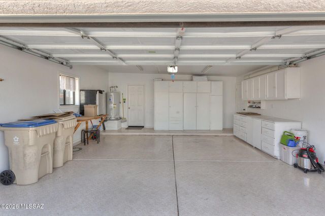 101 W Calle Frambuesa, Green Valley, AZ 85614