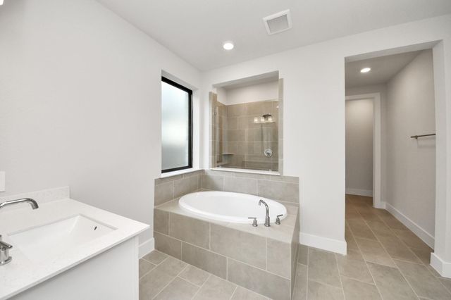 19318 Stagecoach Breeze Lane, Tomball, TX 77377