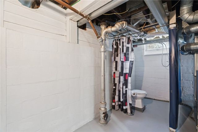 1200 33rd Street SE, Cedar Rapids, IA 52403