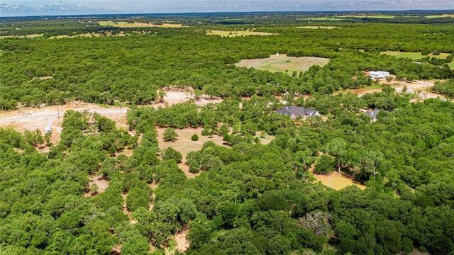 310 Rolling Bend, Alvord, TX 76225