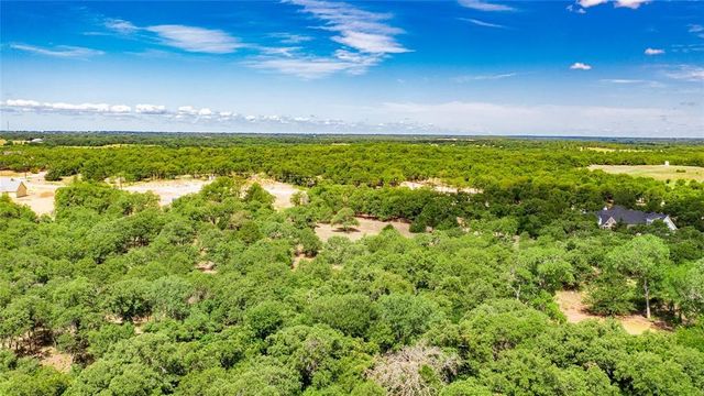 310 Rolling Bend, Alvord, TX 76225
