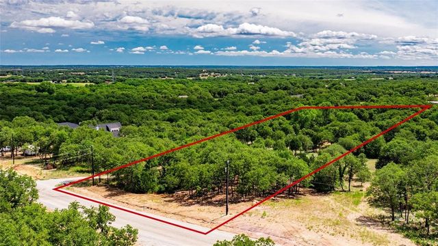310 Rolling Bend, Alvord, TX 76225
