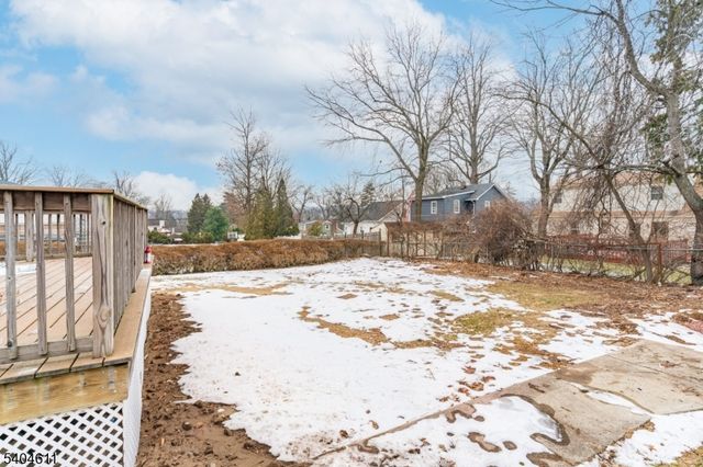 41 Robertson Rd, West Orange Twp., NJ 07052