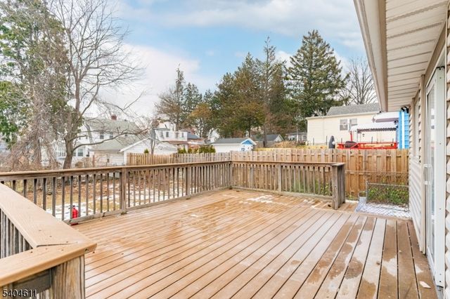 41 Robertson Rd, West Orange Twp., NJ 07052