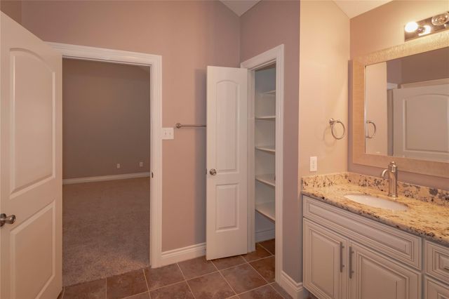 13715 Cypresswood Crossing Boulevard, Houston, TX 77070