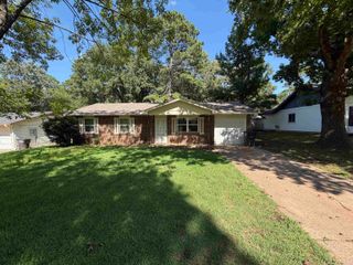 616 Lehman Dr, Jacksonville, AR 72076