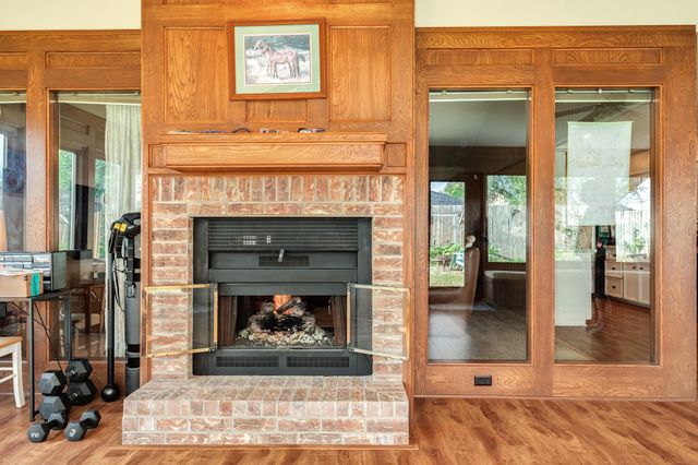 5703 Rockland Drive, Pearland, TX 77584