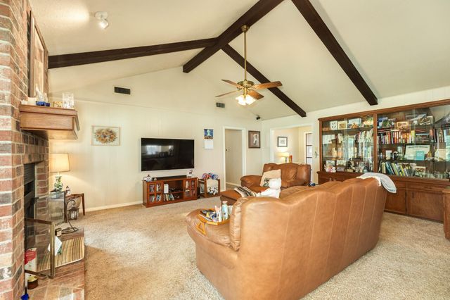 5703 Rockland Drive, Pearland, TX 77584