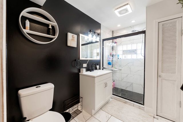 4147 Gage Avenue, Lyons, IL 60534