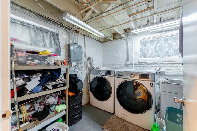 4147 Gage Avenue, Lyons, IL 60534