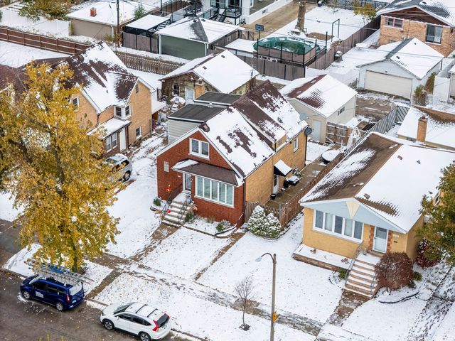 4147 Gage Avenue, Lyons, IL 60534