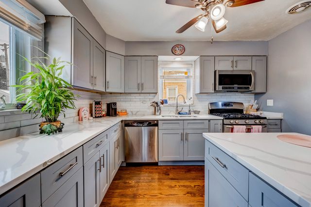 4147 Gage Avenue, Lyons, IL 60534