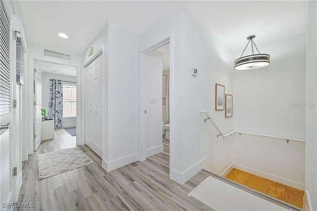 Image 21 of property listing at 3804 TILBOR CIRCLE, Fort Myers, FL 33916