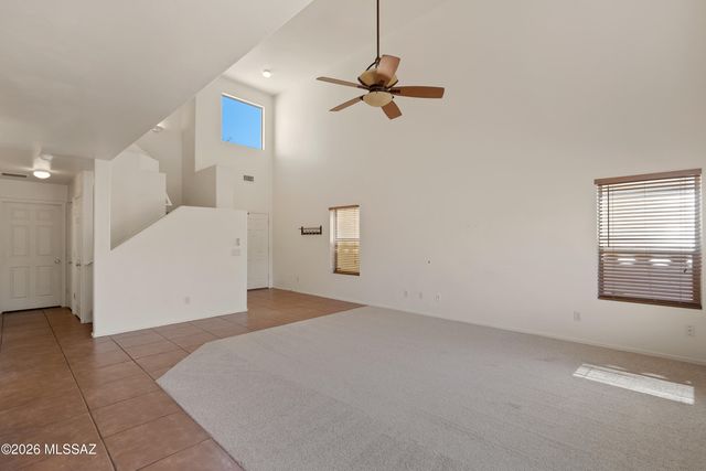 675 W Ash Ridge Drive, Green Valley, AZ 85614