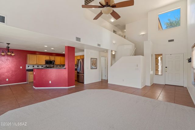 675 W Ash Ridge Drive, Green Valley, AZ 85614