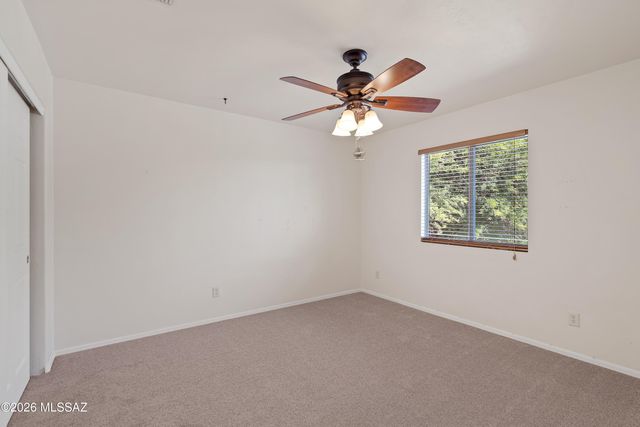 675 W Ash Ridge Drive, Green Valley, AZ 85614