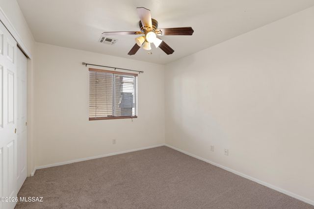 675 W Ash Ridge Drive, Green Valley, AZ 85614